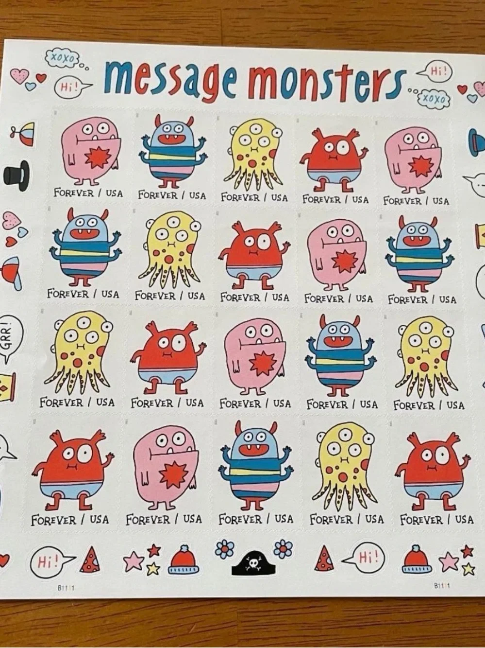 100pcsForever 21 Kids Message Monsters Bibs - Pink, Red, Blue, Yellow